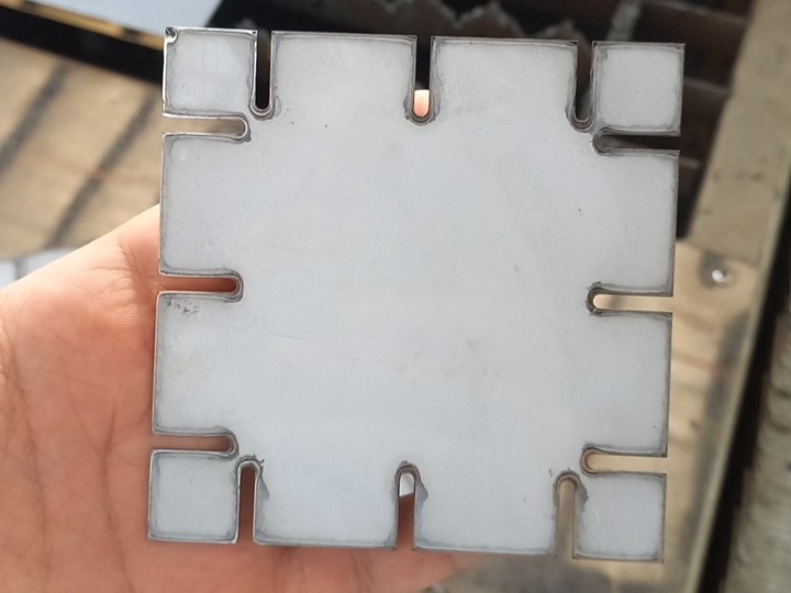 نمونه کار برش لیزر ورق استیل 0.5 میل